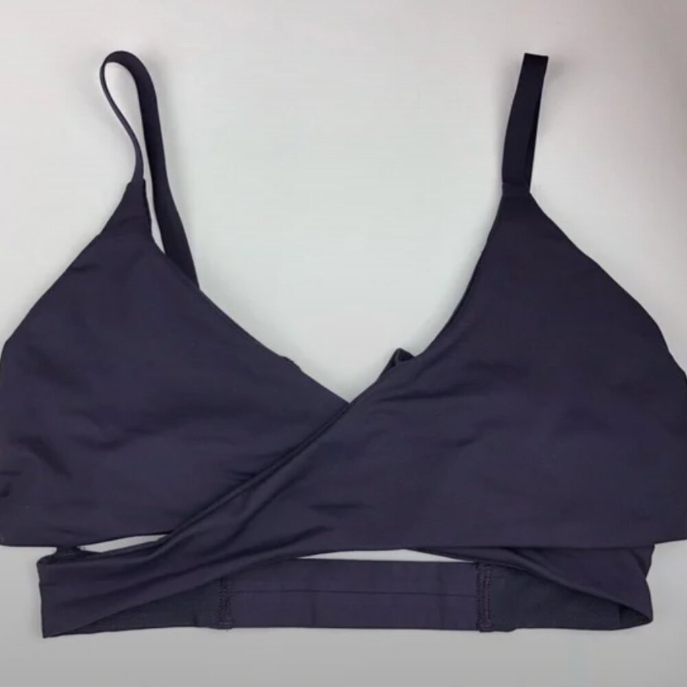 Lululemon cross wrap sports bra